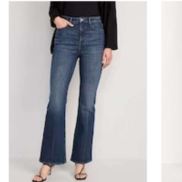 Old Navy Button Fly Ankle Flare Jeans Medium Blue Casual Womens Summer Trendy - Picture 1 of 13